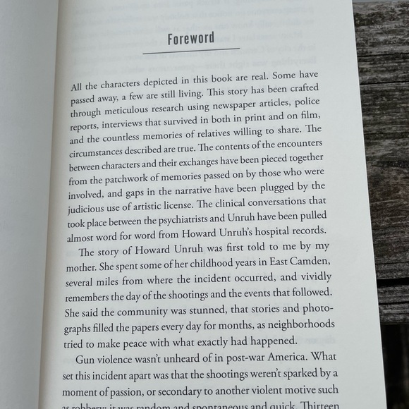 Murder in the Neighborhood by Ellen J Green Softcover True Story 315 Pages - Picture 4 of 6